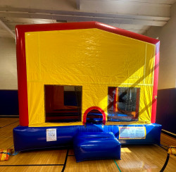 98B57A2B B262 4E64 855F B847EF751CEC 1729720215 The Classic Bounce House